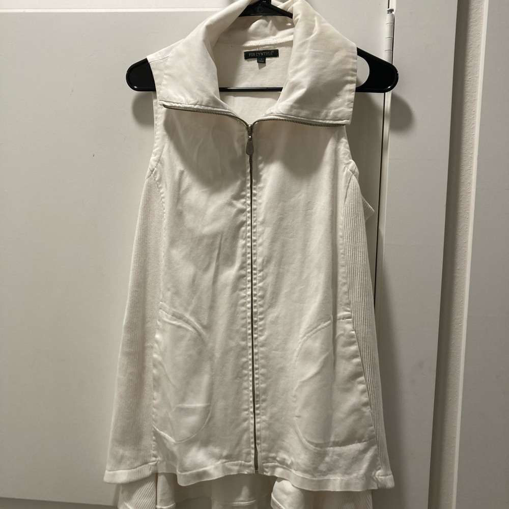For Cynthia White Sleeveless Notched Collar Cardigan